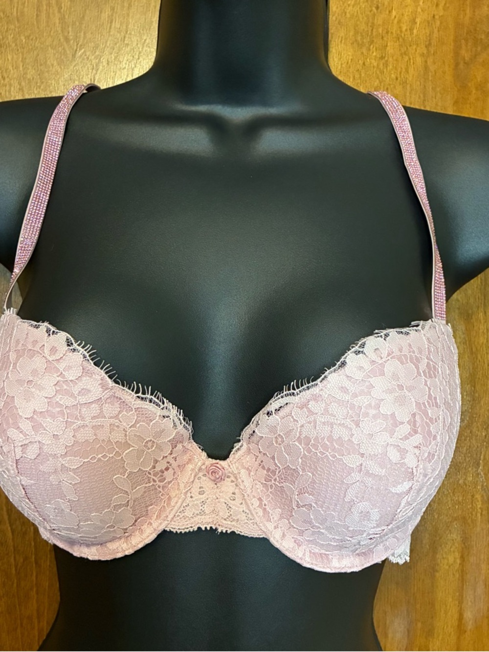 Victoria's Secret Dream Angels Pink Lace Sparkle Straps Underwire Demi Bra 32D
